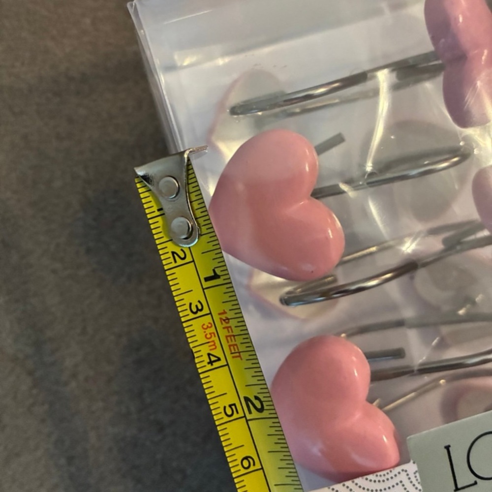 Pink hearts shower curtain hooks set - Picture 4 of 6